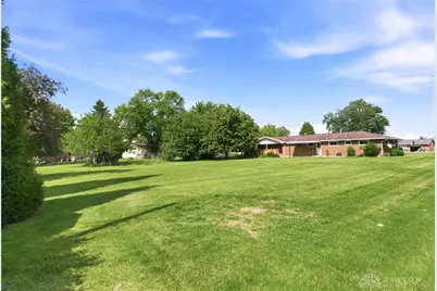 3071 Axe Drive, Bath Twp, OH 45324 - Photo 33