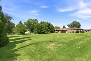 3071 Axe Dr, Bath Twp, OH 45324 - Photo 33