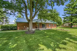 1428 E Social Row Rd, Washington Twp, OH 45458 - Photo 27