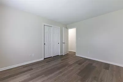 1621 Silver Lake Drive, Washington Twp, OH 45458 - Photo 9