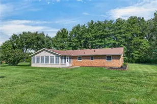 201 Brookside Dr, New Carlisle, OH 45344 - Photo 33
