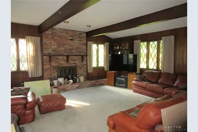 827 Hickory Lane, Troy, OH 45373 - Photo 9