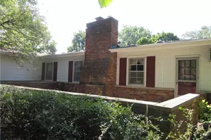 827 Hickory Ln, Troy, OH 45373 - Photo 3