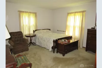 827 Hickory Lane, Troy, OH 45373 - Photo 13
