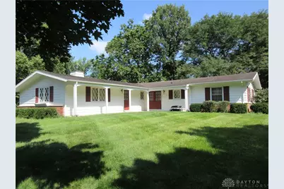 827 Hickory Lane, Troy, OH 45373 - Photo 1