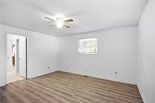 1032 Hyde Park Dr, Centerville, OH 45429 - Photo 17