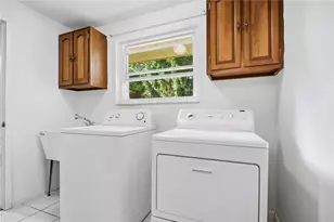 1032 Hyde Park Dr, Centerville, OH 45429 - Photo 29