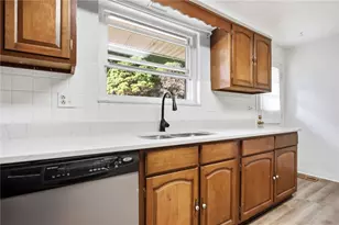 1032 Hyde Park Dr, Centerville, OH 45429 - Photo 13