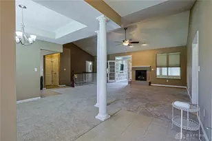 6016 Oak Ridge Dr, Huber Heights, OH 45424 - Photo 3