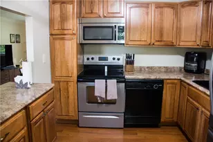 614 Maple Hill Dr, Dayton, OH 45449 - Photo 9