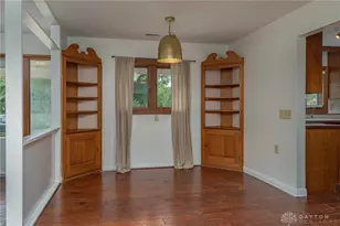 5284 Bittersweet Dr, Washington Twp, OH 45429 - Photo 5