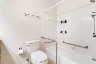 5760 Burkhardt Rd, Dayton, OH 45431 - Photo 25