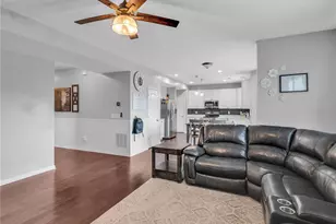 2075 Prairie Clover Dr, Turtlecreek Twp, OH 45036 - Photo 11