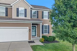 2075 Prairie Clover Dr, Turtlecreek Twp, OH 45036 - Photo 3