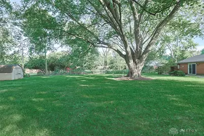 1593 Kensington Drive, Bellbrook, OH 45305 - Photo 31