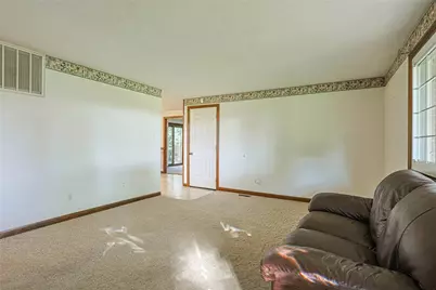 1593 Kensington Drive, Bellbrook, OH 45305 - Photo 5