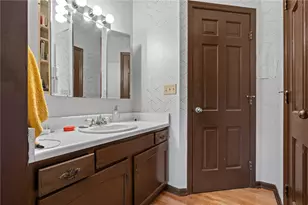 7330 Silver Ln, Butler Twp, OH 45414 - Photo 39