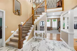 2351 Wellington Ln, Beavercreek Twp, OH 45385 - Photo 9