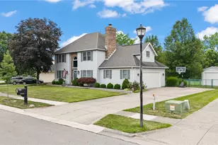 1084 Kingsgate Rd, Springfield, OH 45503 - Photo 1