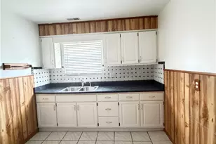 1415 Chadwick Dr, Dayton, OH 45406 - Photo 5