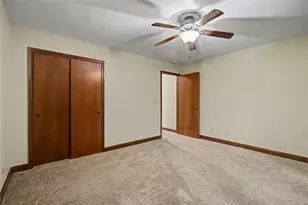 195 Colonial Ln, Dayton, OH 45429 - Photo 33