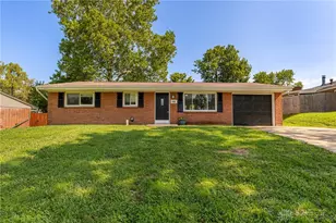 445 E 4th St, Franklin, OH 45005 - Photo 1