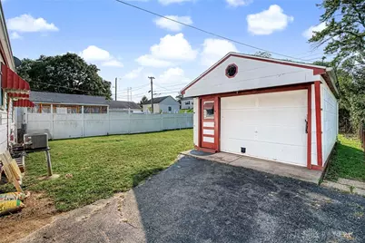1667 Pell Drive, Dayton, OH 45410 - Photo 23