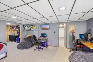 2781 Country Park Dr, Cincinnati, OH 45251 - Photo 29