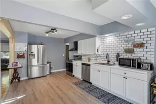 2781 Country Park Dr, Cincinnati, OH 45251 - Photo 11