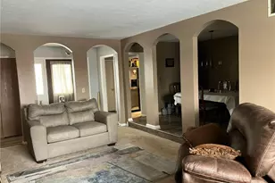 2117 Robinhood Dr, Miamisburg, OH 45342 - Photo 7