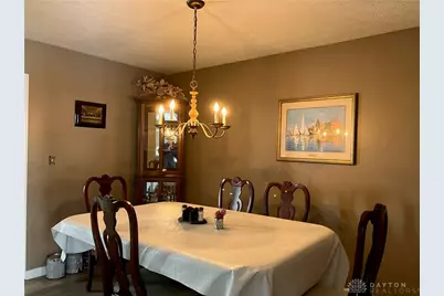 2117 Robinhood Drive, Miamisburg, OH 45342 - Photo 9
