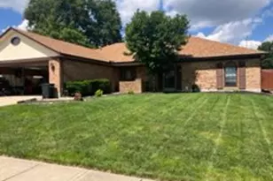 2117 Robinhood Dr, Miamisburg, OH 45342 - Photo 1