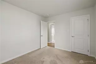 372 Warm Springs Dr, Fairborn, OH 45324 - Photo 29