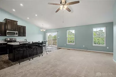 372 Warm Springs Drive, Fairborn, OH 45324 - Photo 9