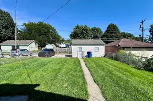 2824 S Smithville Rd, Dayton, OH 45420 - Photo 25