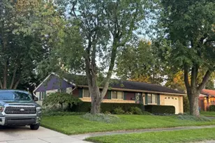 7758 Shalamar Dr, Huber Heights, OH 45424 - Photo 3