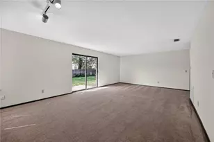 6522 Shull Rd, Huber Heights, OH 45424 - Photo 9