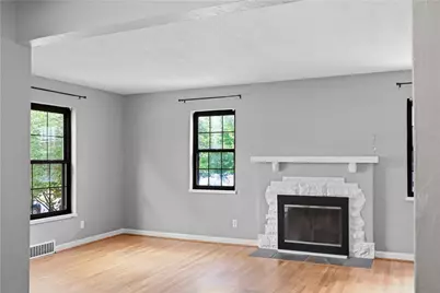 406 Triangle Avenue, Oakwood, OH 45419 - Photo 5