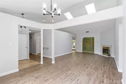 105 Buckcreek, Englewood, OH 45322 - Photo 5