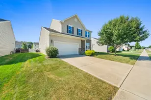 7119 Bluestream Dr, Tipp City, OH 45371 - Photo 3