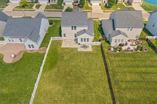 7119 Bluestream Dr, Tipp City, OH 45371 - Photo 49
