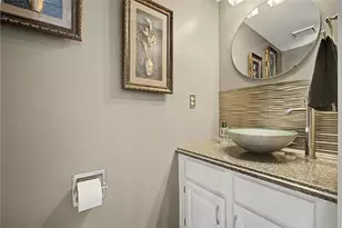 2382 Munger Pointe Dr, Miami Township, OH 45459 - Photo 27