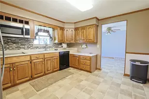 323 Scott Ave, Vandalia, OH 45377 - Photo 11