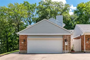 1346 Whispering Woods Dr, West Carrollton, OH 45449 - Photo 3