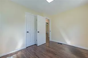 4526 W 2nd St, Dayton, OH 45417 - Photo 9