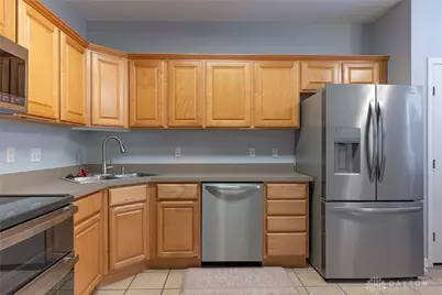 3028 Elmbrook Way, Beavercreek, OH 45431 - Photo 5