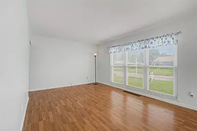 287 Travis Drive, Riverside, OH 45431 - Photo 7