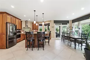 10842 Mariam Ln, Washington Twp, OH 45458 - Photo 13