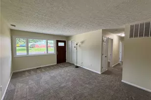 422 Buttercup Ave, Vandalia, OH 45377 - Photo 3
