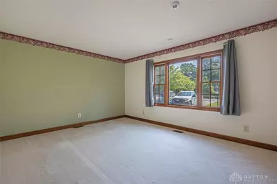915 N Fairfield Road, Beavercreek, OH 45434 - Photo 11